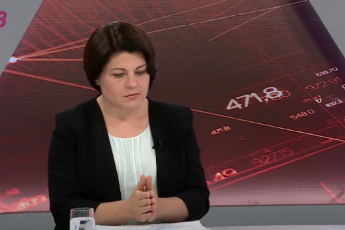 Премьер-министр Наталья Гаврилица извинилась перед вакцинированными учителями